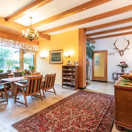 Waldhaus Igls * Innsbruck